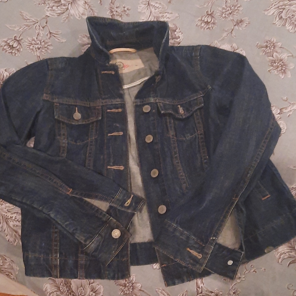 Gap jean jacket size xs